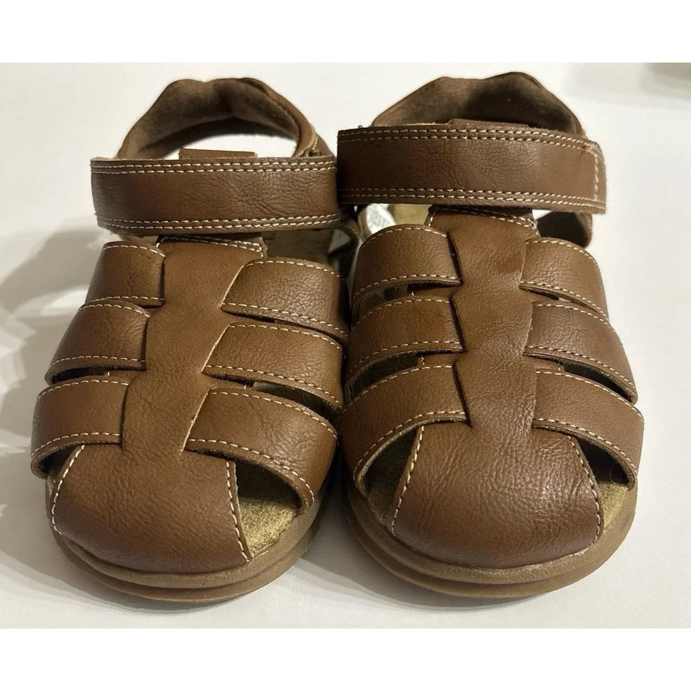 Children's Place Brown Sandals (sz. 1 boys) 2000s style